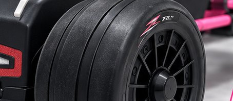 Close-up of the smooth hard PP rear wheel